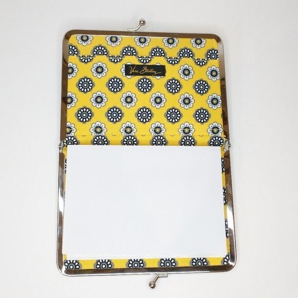 Vera Bradley Hugs N Kisses Yellow Bird Photo Album NWOT - Picture 3 of 5